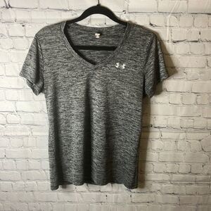 👕 Women’s Under Armour V-Neck Tee - Size Medium